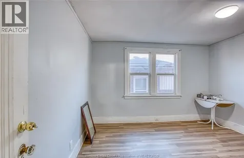 478 Rosedale Avenue Windsor ON N8X 1X6