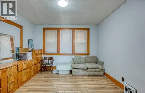 478 Rosedale Avenue Windsor ON N8X 1X6