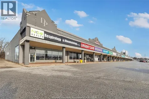 2469 Dougall Windsor ON N8X 1T3