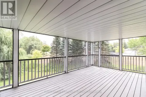 30 Mulligan Lane Wasaga Beach ON L9Z 1C4