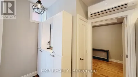 157 James Street Ottawa ON K1R 5M4