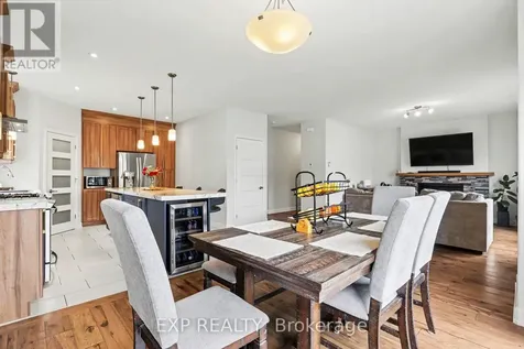 520 Lucent Street Russell ON K4R 0G3
