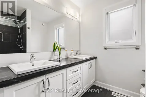 520 Lucent Street Russell ON K4R 0G3
