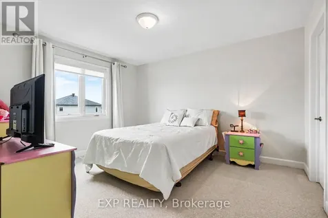 520 Lucent Street Russell ON K4R 0G3