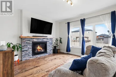 520 Lucent Street Russell ON K4R 0G3