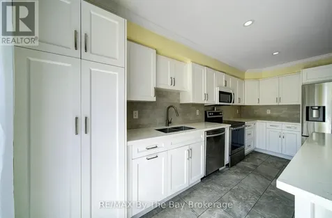 88 Wesley Avenue Wasaga Beach ON L9Z 0B9