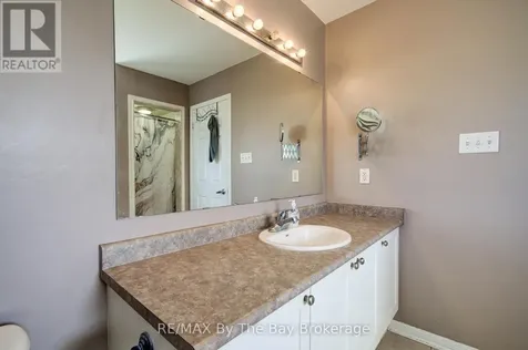 88 Wesley Avenue Wasaga Beach ON L9Z 0B9