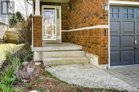 88 Wesley Avenue Wasaga Beach ON L9Z 0B9