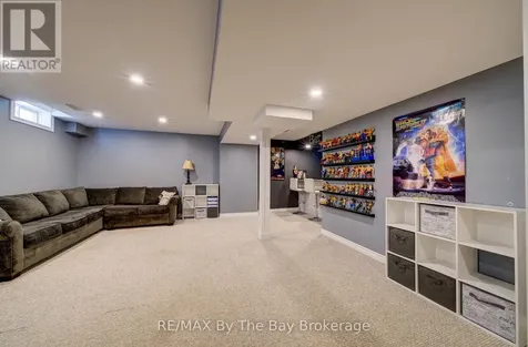 88 Wesley Avenue Wasaga Beach ON L9Z 0B9