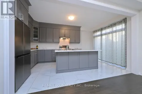 20 Tamworth Terrace Barrie ON L9J 0W5
