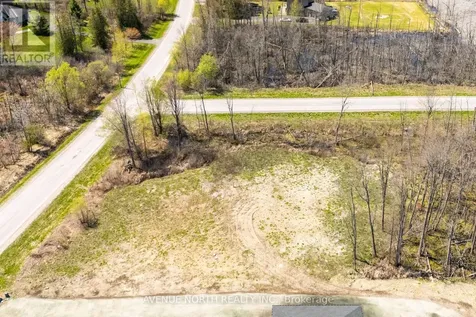 5829 Red Castle Ridge Ottawa ON K4M 0A7