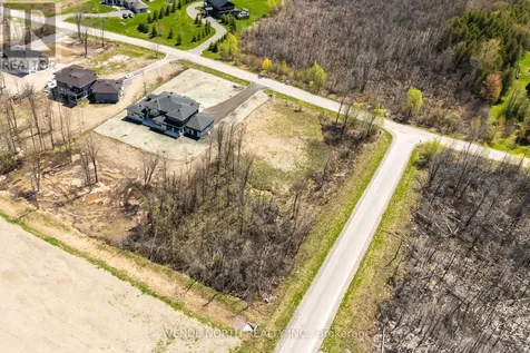 5829 Red Castle Ridge Ottawa ON K4M 0A7