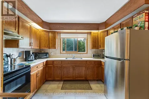 97 Dorena Crescent South Bruce Peninsula ON N0H 2G0