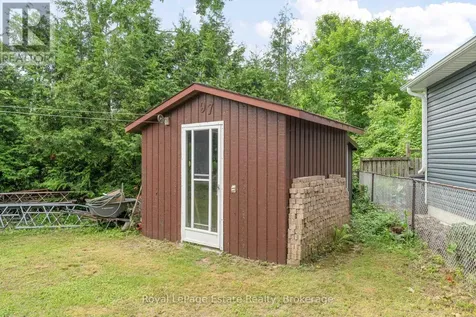 97 Dorena Crescent South Bruce Peninsula ON N0H 2G0
