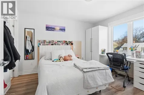 50 Broadway Avenue Hamilton ON L8S 2V7