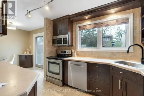 2111 Montreal Road Ottawa ON K1J 8M8