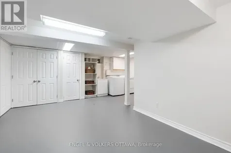 2111 Montreal Road Ottawa ON K1J 8M8