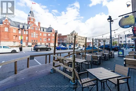 33 Market Place Stratford ON N5A 1A4