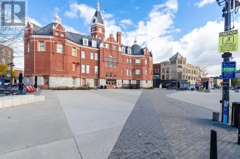 33 Market Place Stratford ON N5A 1A4