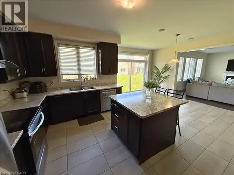 9462 Tallgrass Avenue Niagara Falls ON L2G 0Y2