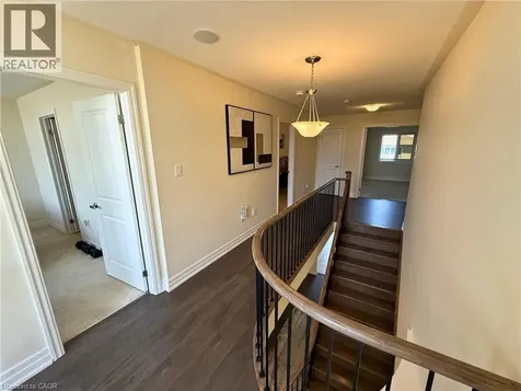 9462 Tallgrass Avenue Niagara Falls ON L2G 0Y2