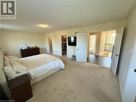 9462 Tallgrass Avenue Niagara Falls ON L2G 0Y2