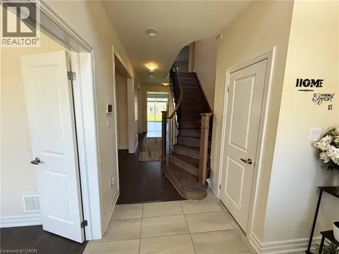 9462 Tallgrass Avenue Niagara Falls ON L2G 0Y2
