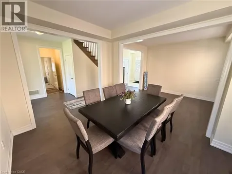 9462 Tallgrass Avenue Niagara Falls ON L2G 0Y2