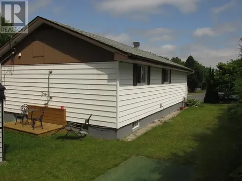 25 Roman Avenue Elliot Lake ON P5A 1R6