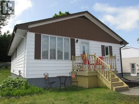 25 Roman Avenue Elliot Lake ON P5A 1R6
