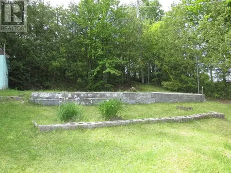 25 Roman Avenue Elliot Lake ON P5A 1R6