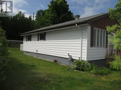 25 Roman Avenue Elliot Lake ON P5A 1R6