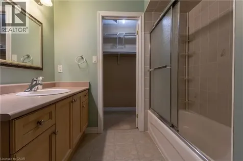 4066 Medland Drive Burlington ON L7M 4Z6