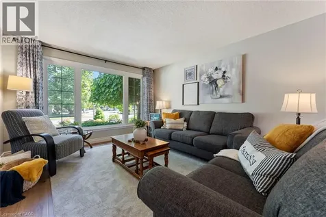 2251 Kirkburn Drive Burlington ON L7P 4E8