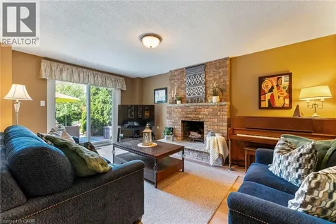 2251 Kirkburn Drive Burlington ON L7P 4E8