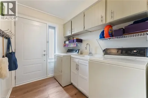 2251 Kirkburn Drive Burlington ON L7P 4E8
