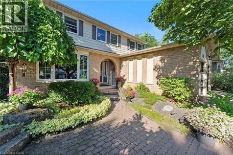2251 Kirkburn Drive Burlington ON L7P 4E8