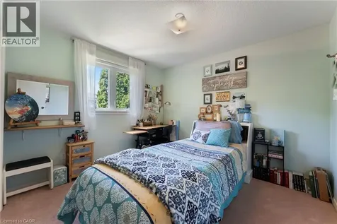 2251 Kirkburn Drive Burlington ON L7P 4E8