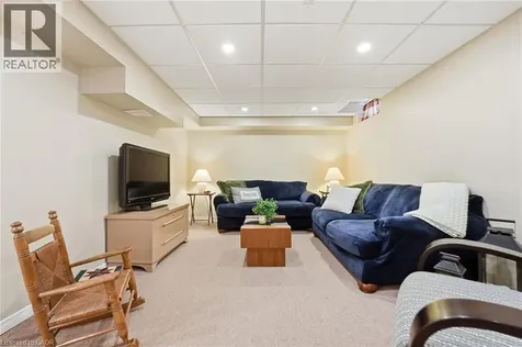 2251 Kirkburn Drive Burlington ON L7P 4E8