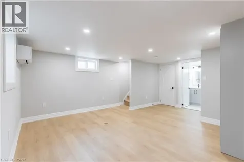 2 Thorndale Avenue St. Catharines ON L2R 6A3