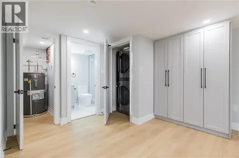 2 Thorndale Avenue St. Catharines ON L2R 6A3