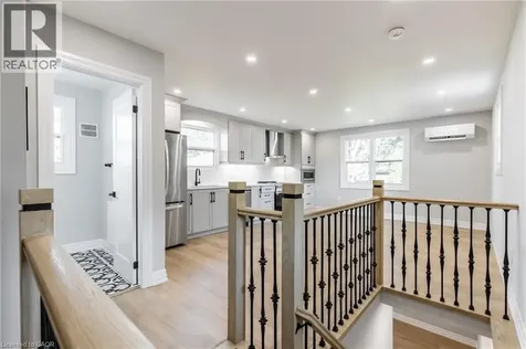 2 Thorndale Avenue St. Catharines ON L2R 6A3