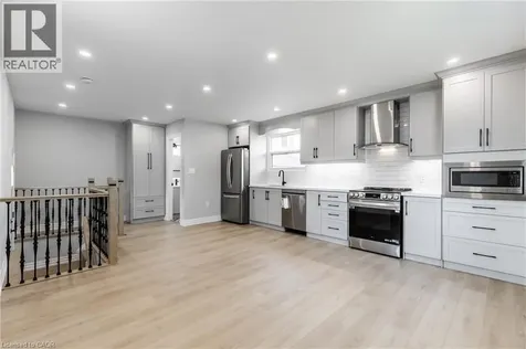 2 Thorndale Avenue St. Catharines ON L2R 6A3