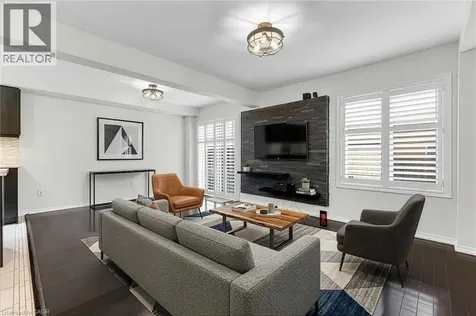 183 Penny Lane Stoney Creek ON L8J 0E2