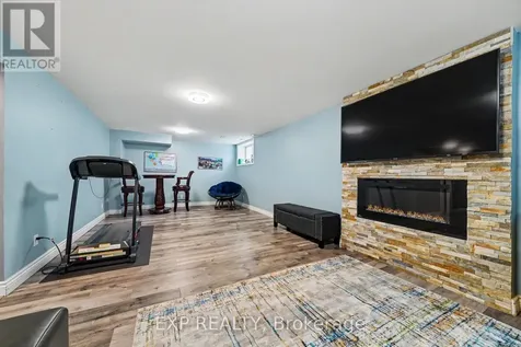 707 Cashmere Terrace Ottawa ON K2J 6M2