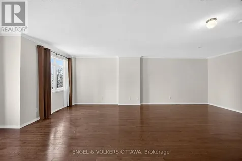180 Lanark Avenue Ottawa ON K1Z 1E5