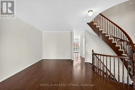 180 Lanark Avenue Ottawa ON K1Z 1E5