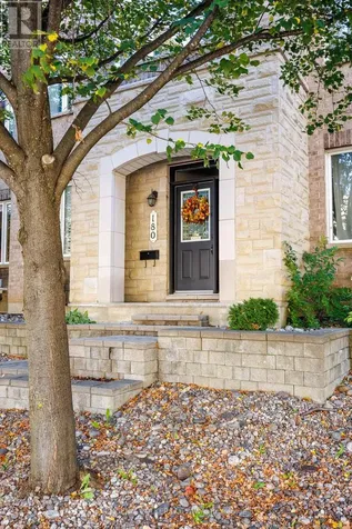180 Lanark Avenue Ottawa ON K1Z 1E5
