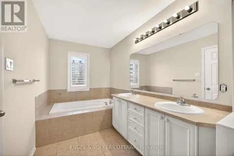 180 Lanark Avenue Ottawa ON K1Z 1E5