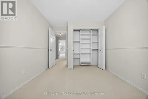 180 Lanark Avenue Ottawa ON K1Z 1E5